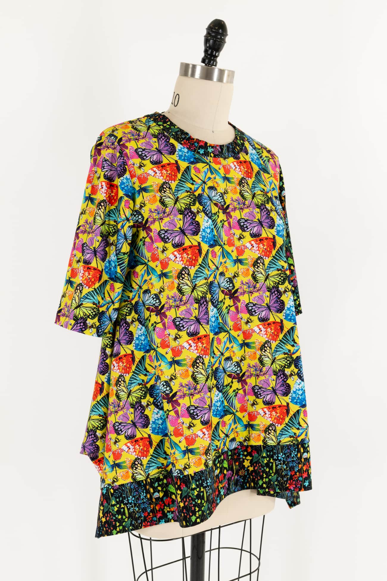 Butterfly Knit Top/T-Shirt