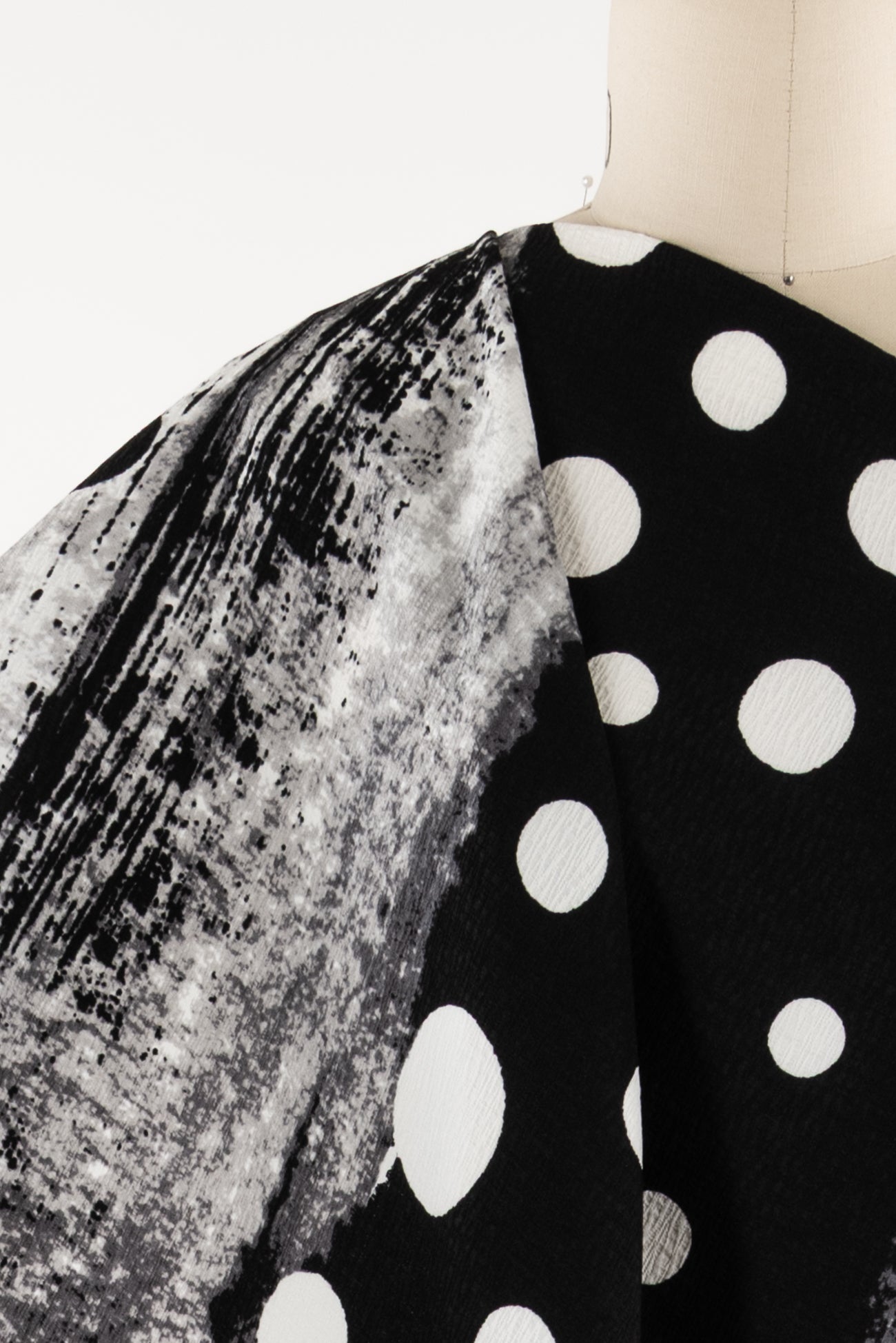 Broadband Dots Woven