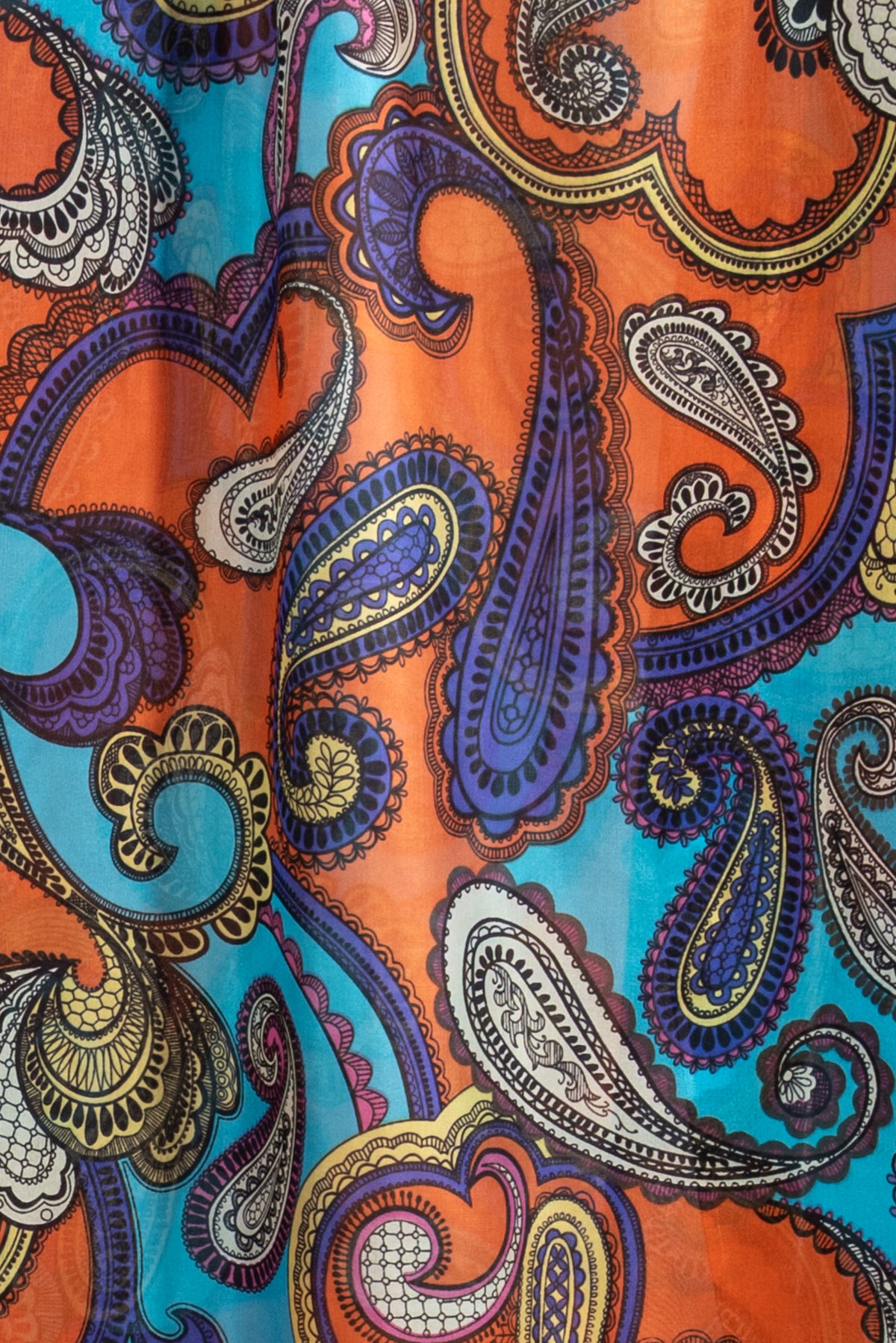 Brynn Paisley China Silk Woven