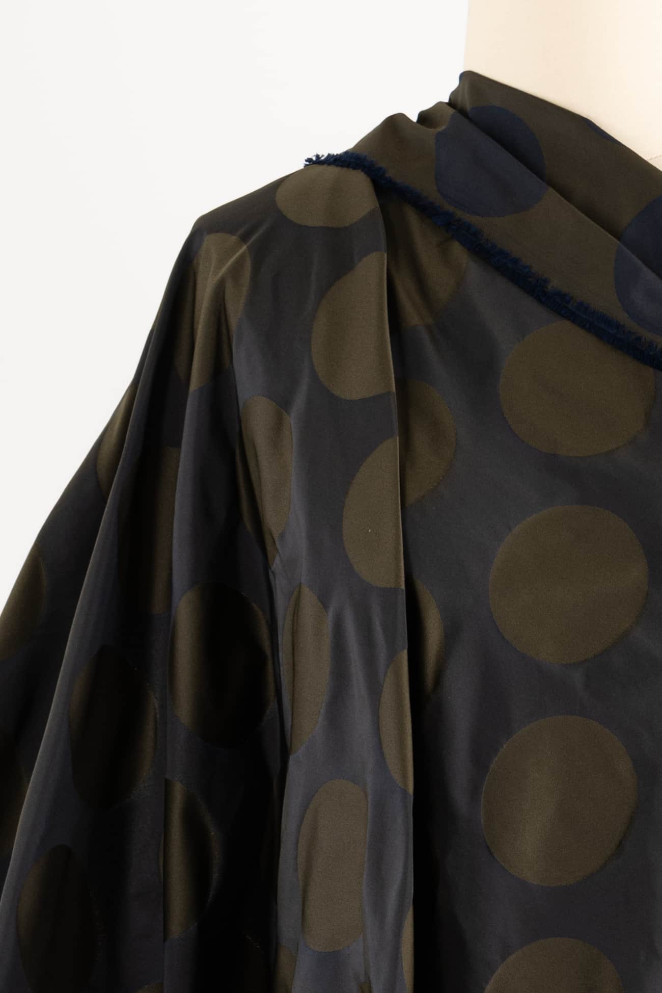Double Dot Jacquard Taffeta Woven - ENDCUT