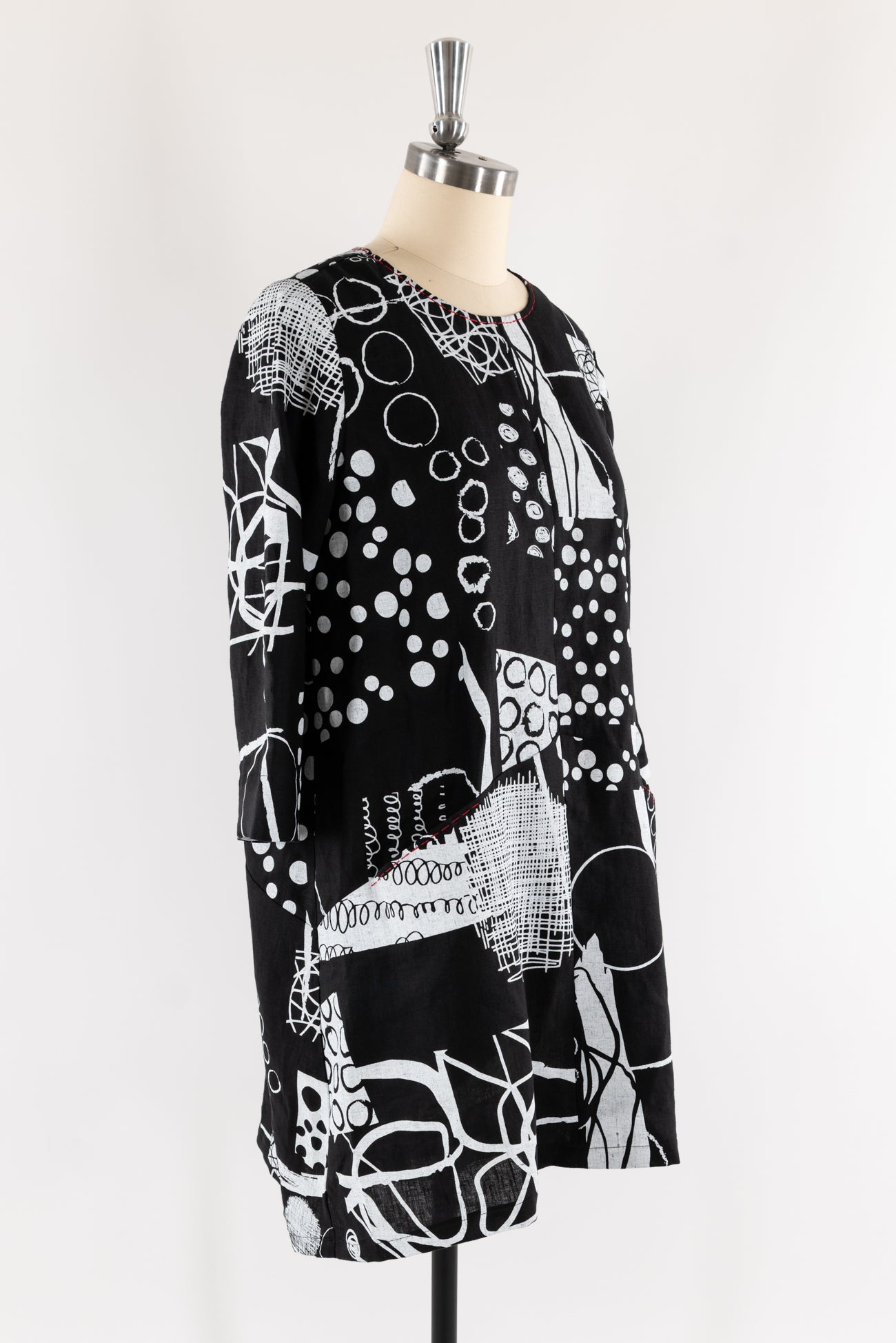 Black & White Abstract Print Linen Dress