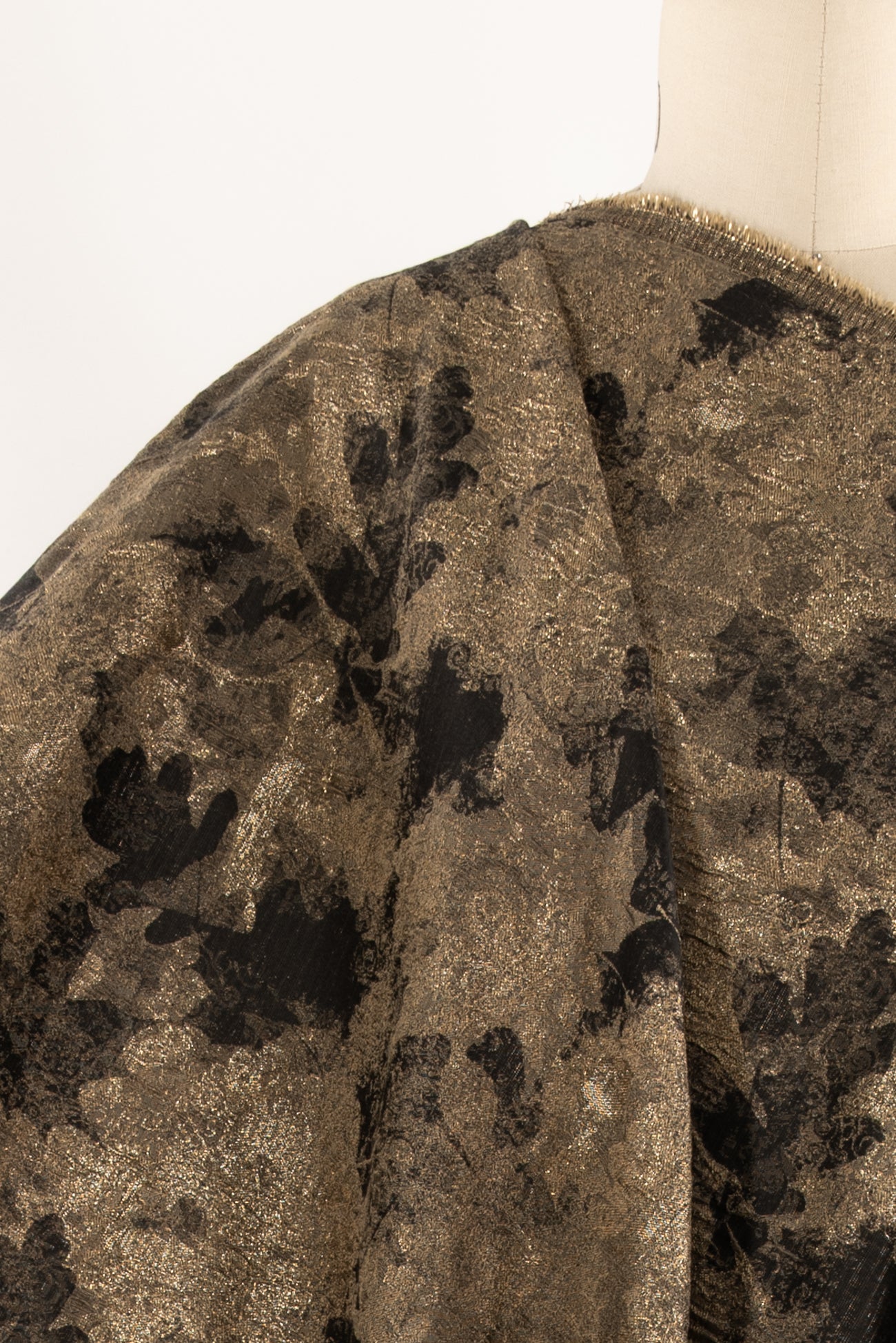 Gilded Leaves Brocade Woven