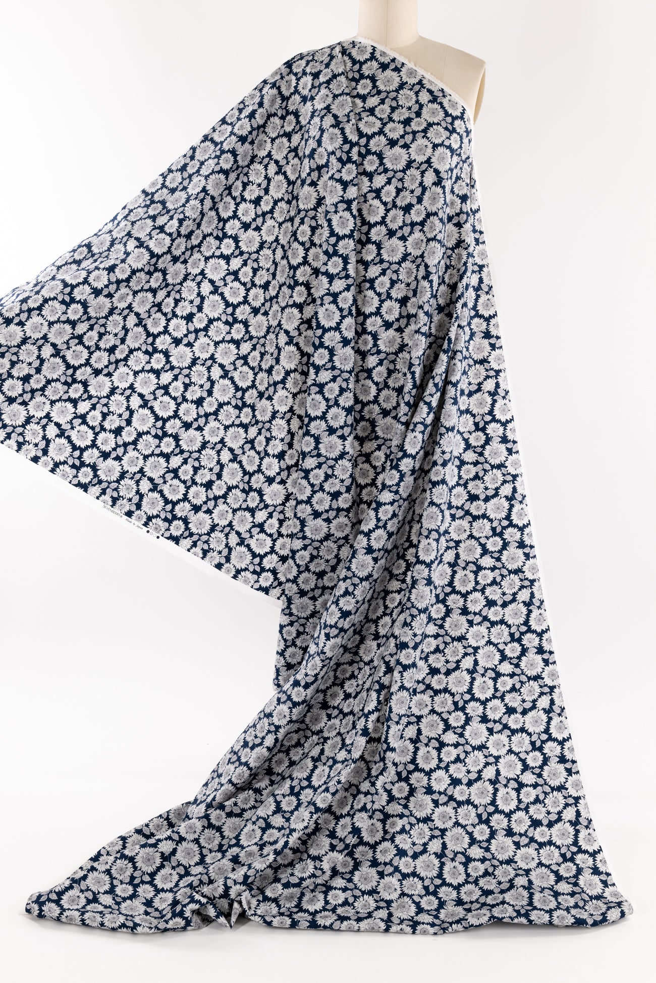 プロフみてねcotton Indigo Sunflowers Japanese Cotton Woven – Marcy Tilton Fabrics