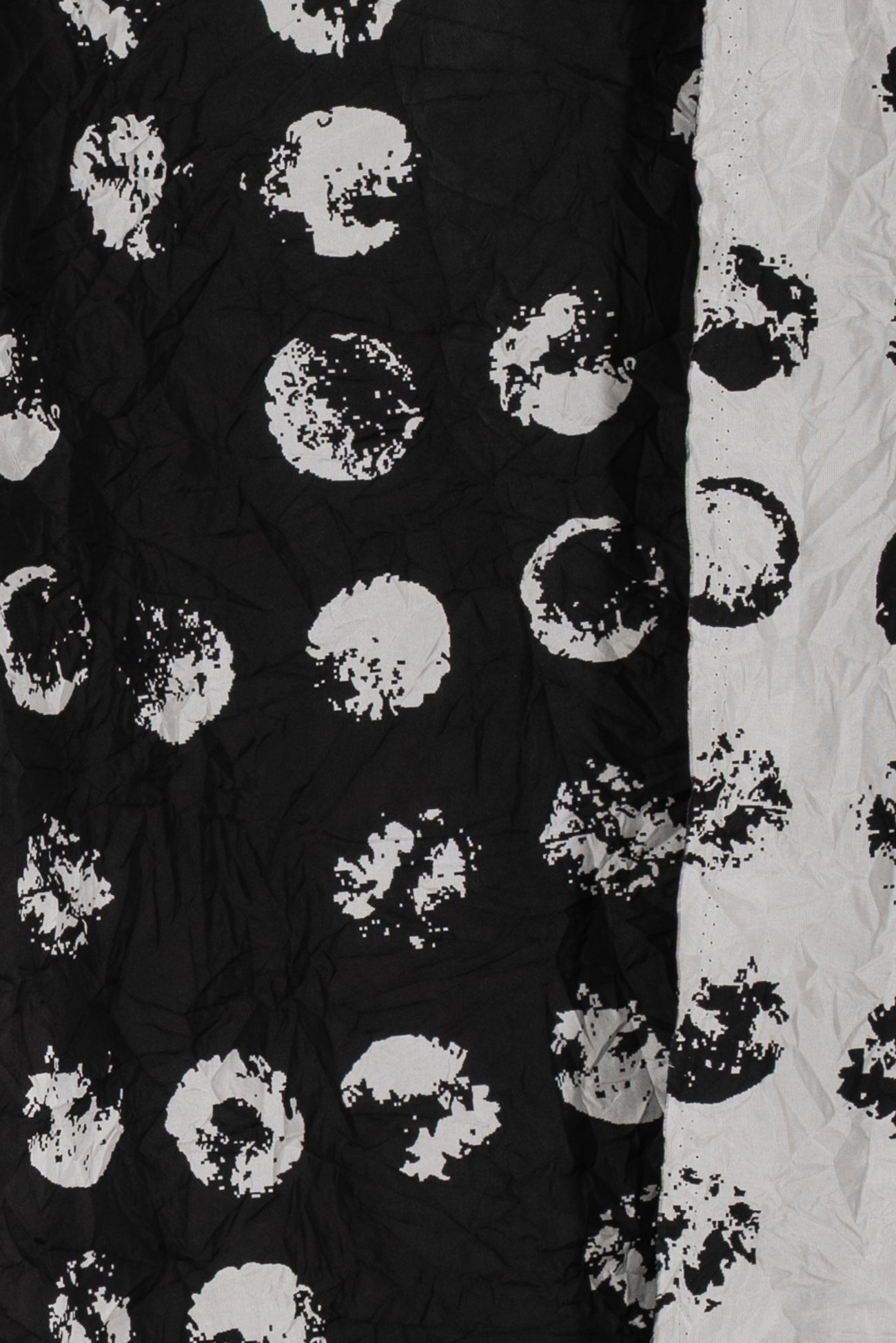 Moonscape Dots Jacquard Italian Woven