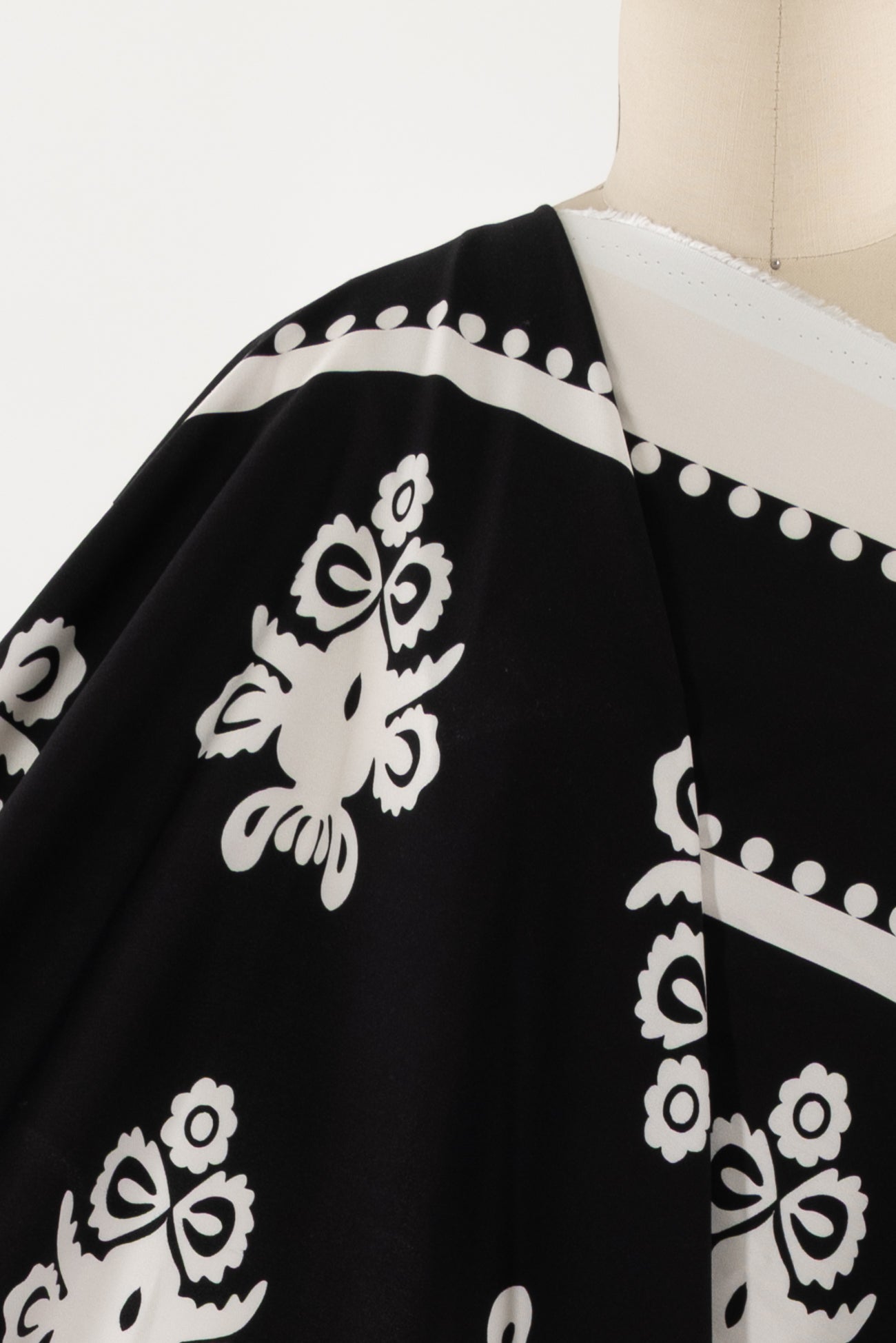 Regina Italian Viscose Woven