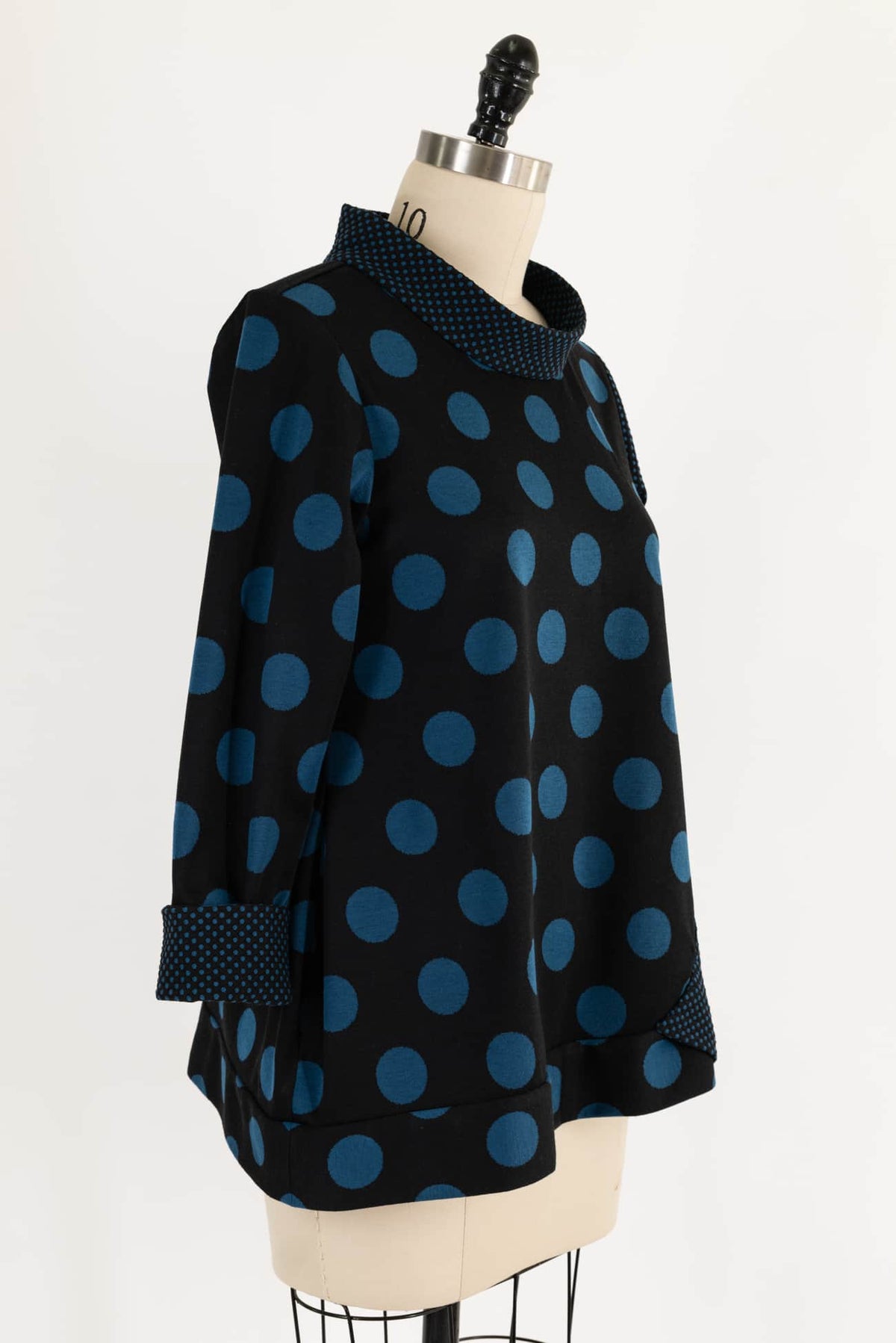 Grande Blue Dots Knit T-Shirt/Tunic
