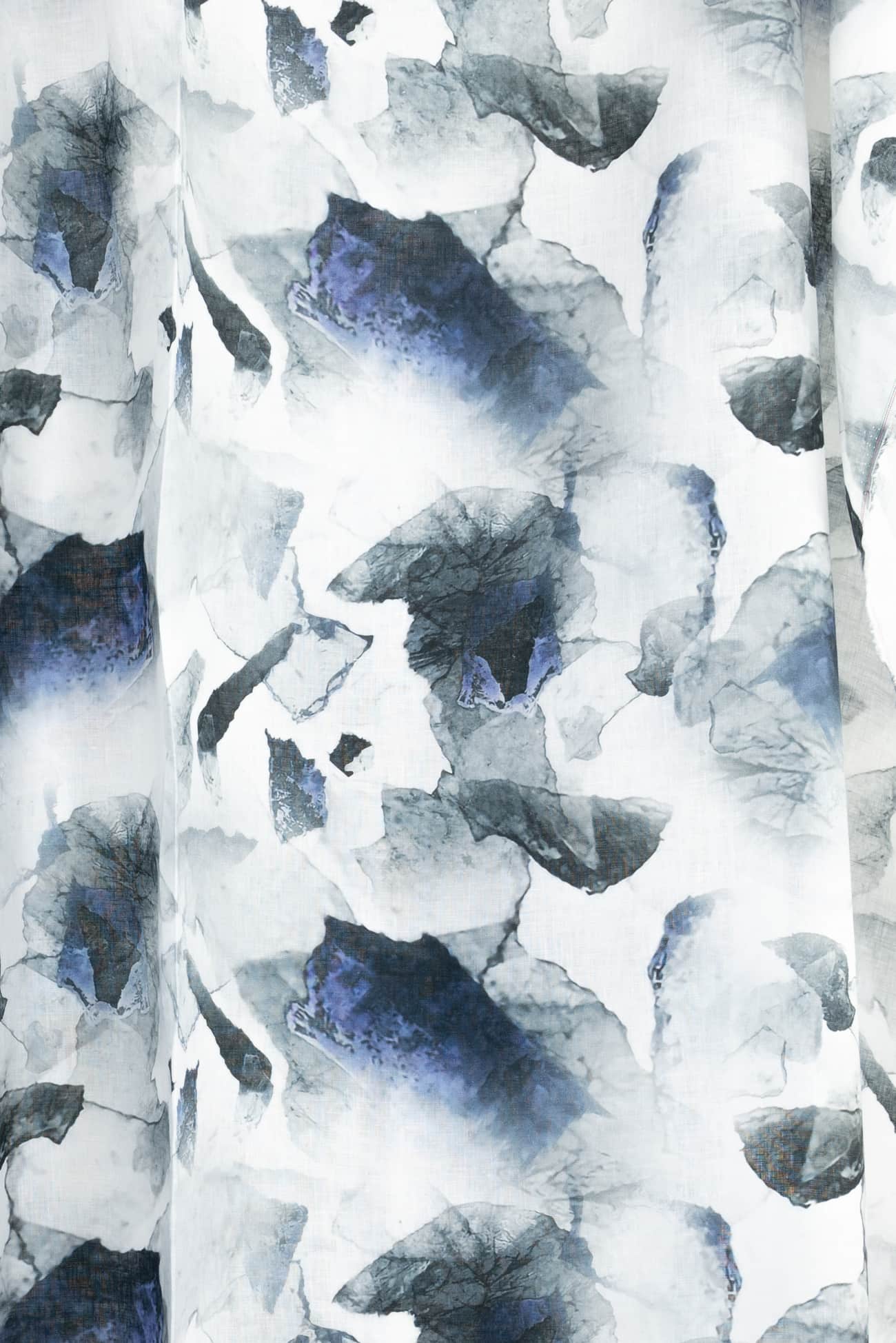 Etched Leaves Linen Woven - Marcy Tilton Fabrics